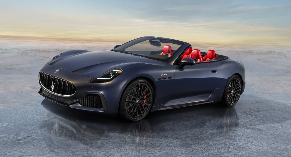 DEBUT NOVÉHO MASERATI GRANCABRIO