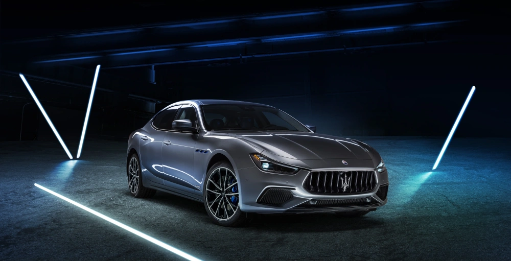 Nový Ghibli Hybrid: první elektrifikovaný vůz  v historii Maserati