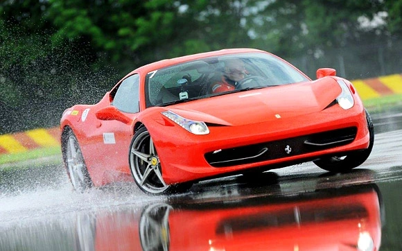 Corso Pilota Ferrari 2015