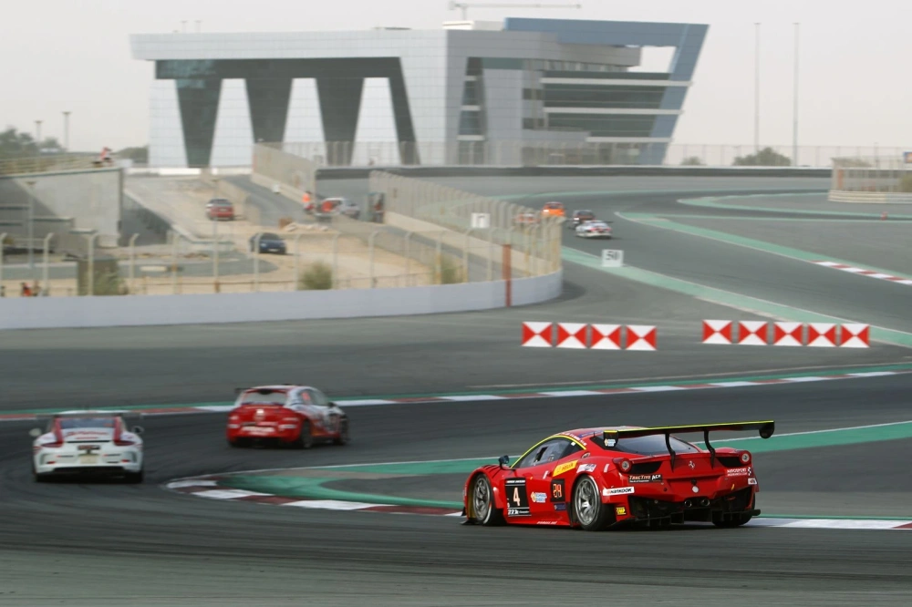Scuderia Praha v Dubaji bojovala v prestižním závodě o absolutní stupně vítězů