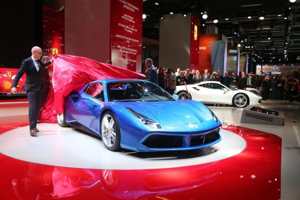 Vydejte se za novinkami Ferrari do Ženevy!