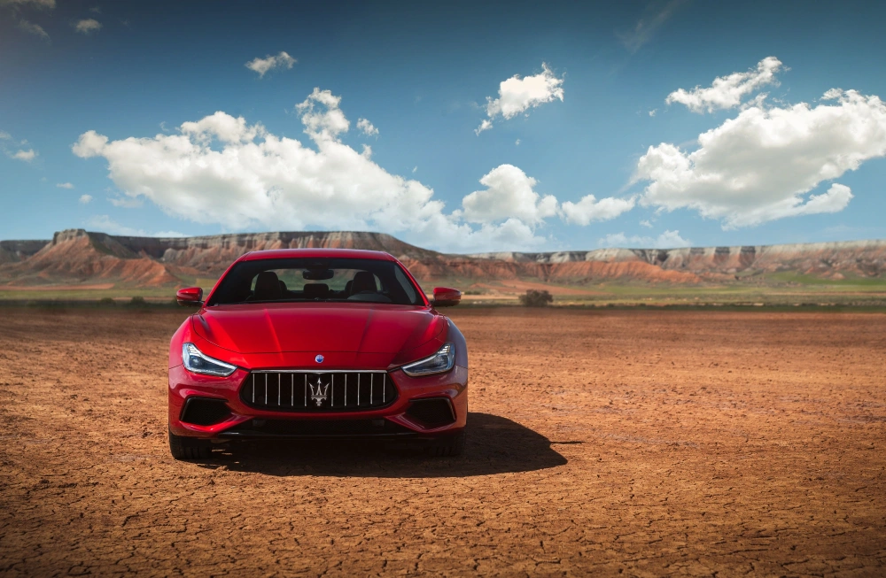 Kam jinam zapůjčit rychlé Maserati Ghibli S Q4, než do magazínu Speed?