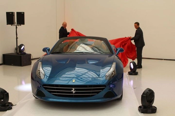 Ferrari California T je už v prodeji. Turbo přidalo koně