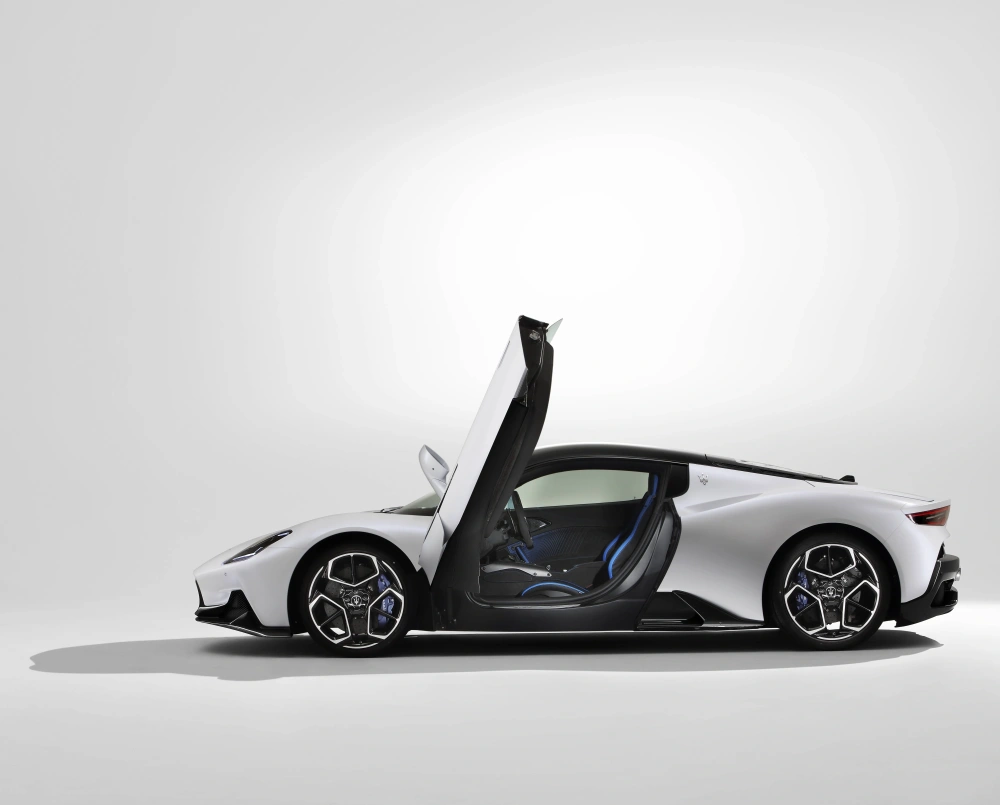 Maserati MC20 v testu Auto DNES a na iDnes