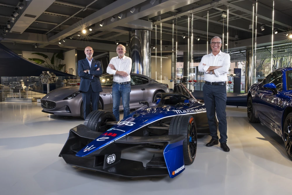  MASERATI VSTUPUJE DO ÉRY GEN4 SVĚTOVÉHO ŠAMPIONÁTU ABB FIA FORMULA E, OD 13. SEZÓNY (2026-2027)