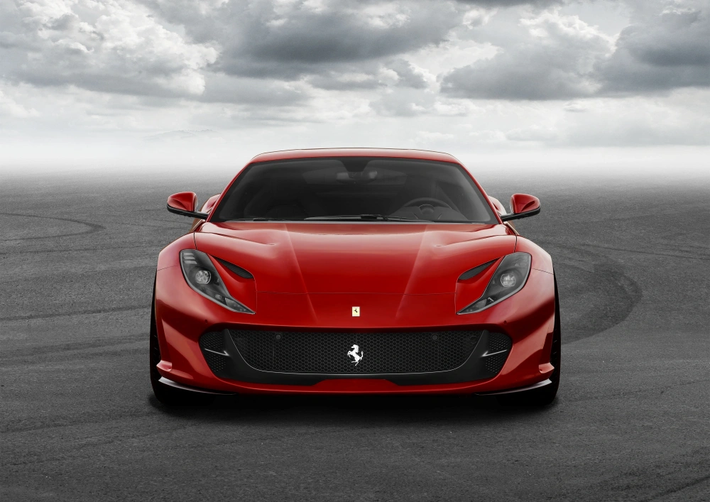 Ferrari v Ženevě představí nejvýkonnější a nejrychlejší model ve své historii