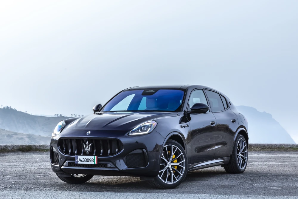 MASERATI GRECALE MODENA V TESTU NA YOUTUBE KANÁLU AUTOŽIVĚ