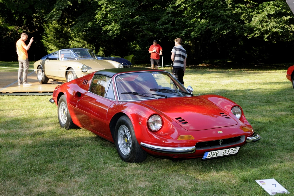 Proběhl 4. ročník Chateau Loučeň Concours d´Elegance 