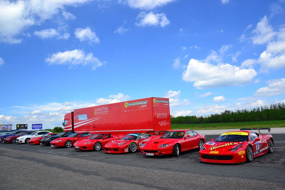 Scuderia Praha na polygonu u Příbrami 