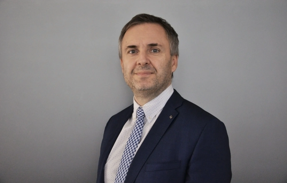 Richard Vegera posiluje tým Ferrari