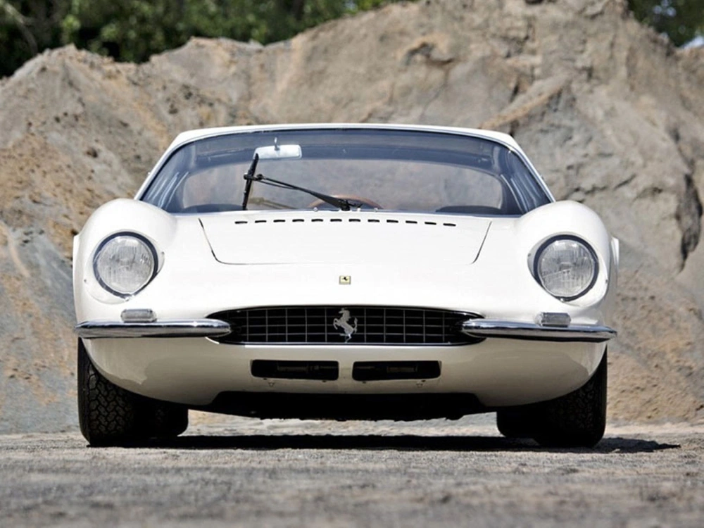 Ferrari 365 P Tre Posti