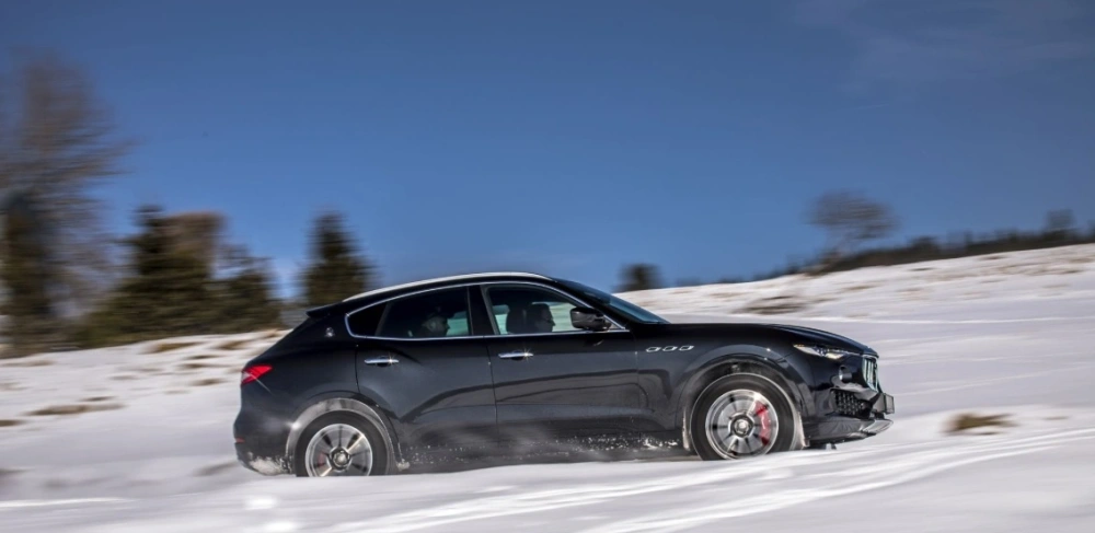 Maserati Levante S Q4 v zimě
