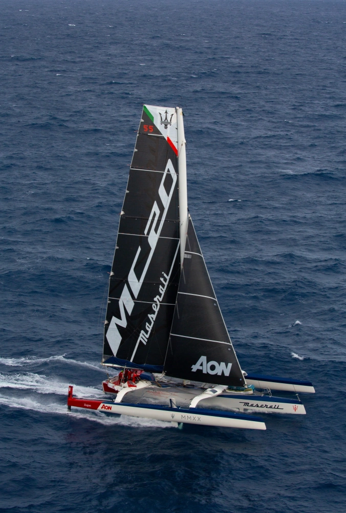 MC20: název nového supersportovního automobilu Maserati  na palubě trimaranu Maserati Multi 70