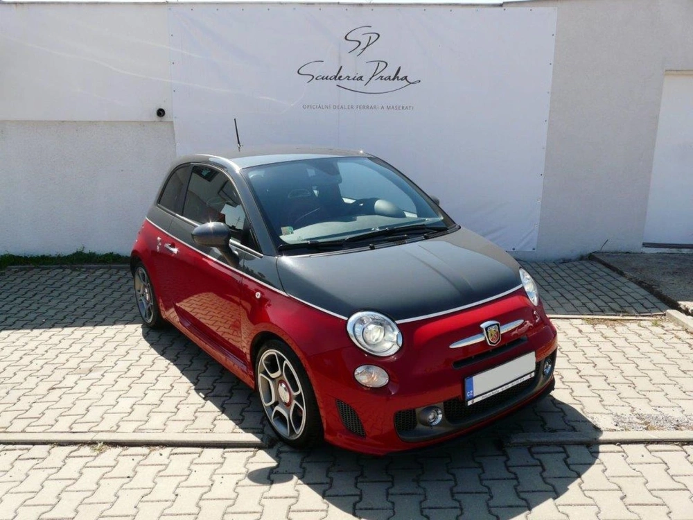 Fiat 500 Abarth  aneb vtipná reklama v parkourovém podání