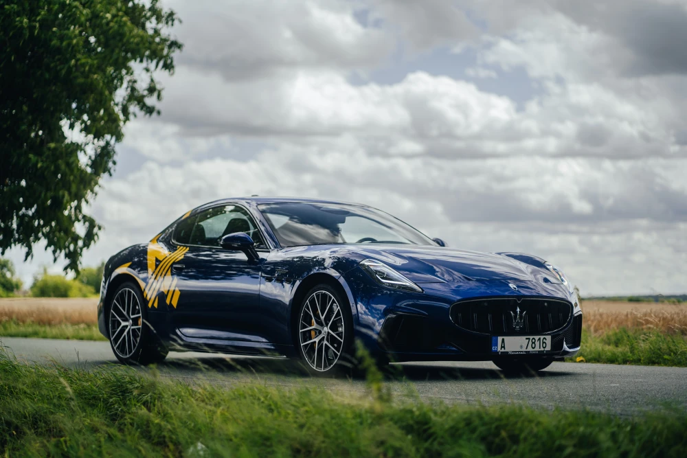 MASERATI GRANTURISMO V TESTU WEBU AUTICKAR.CZ