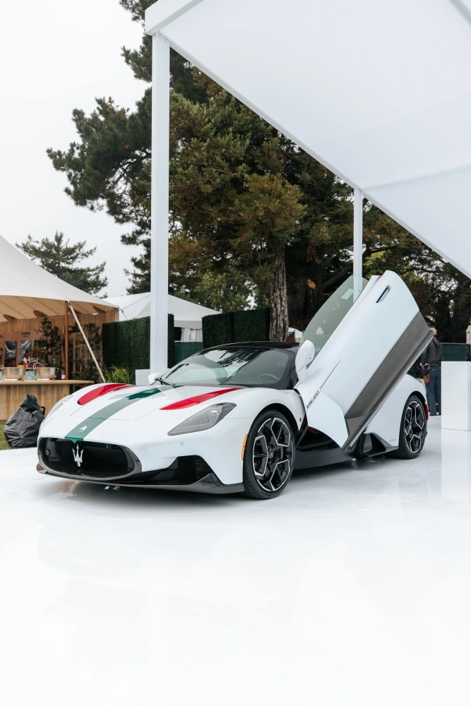 Maserati MC20 Cielo debutuje ve Spojených státech 