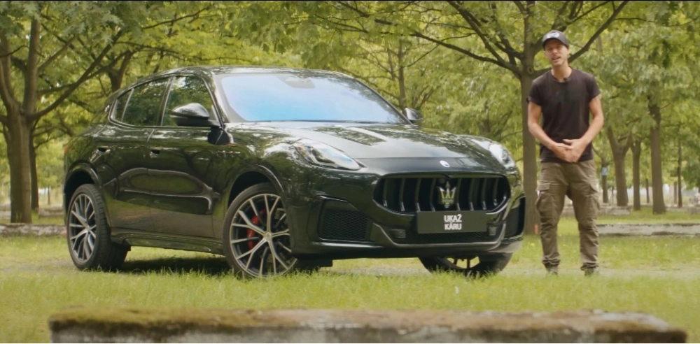 Maserati Grecale Trofeo v testu YouTube kanálu 