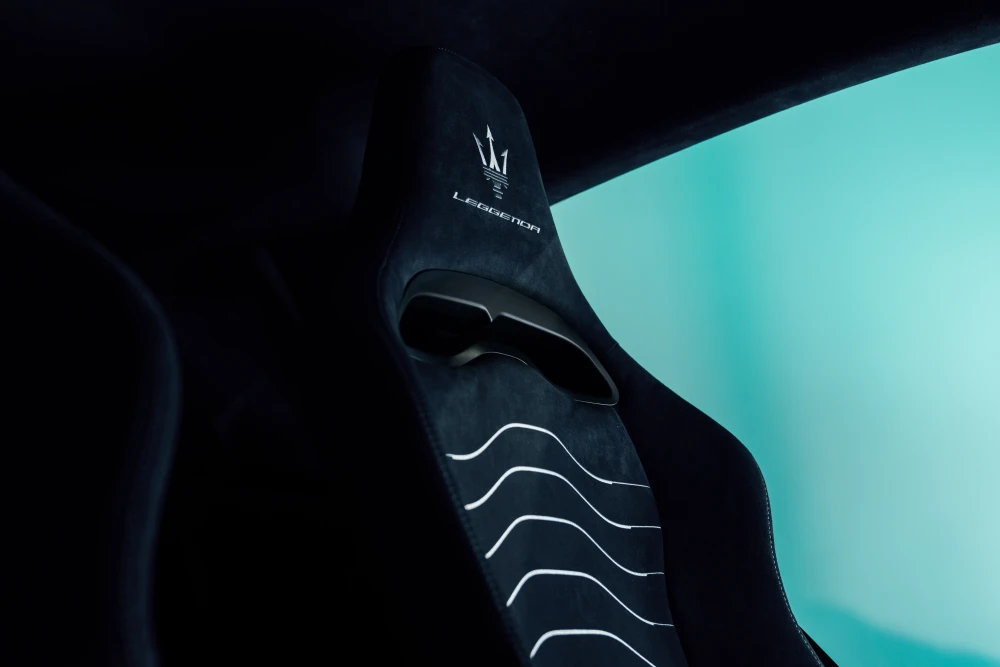 Maserati MC20 foto 2