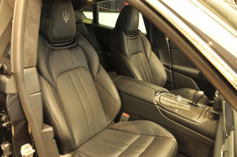 Maserati Levante foto 10