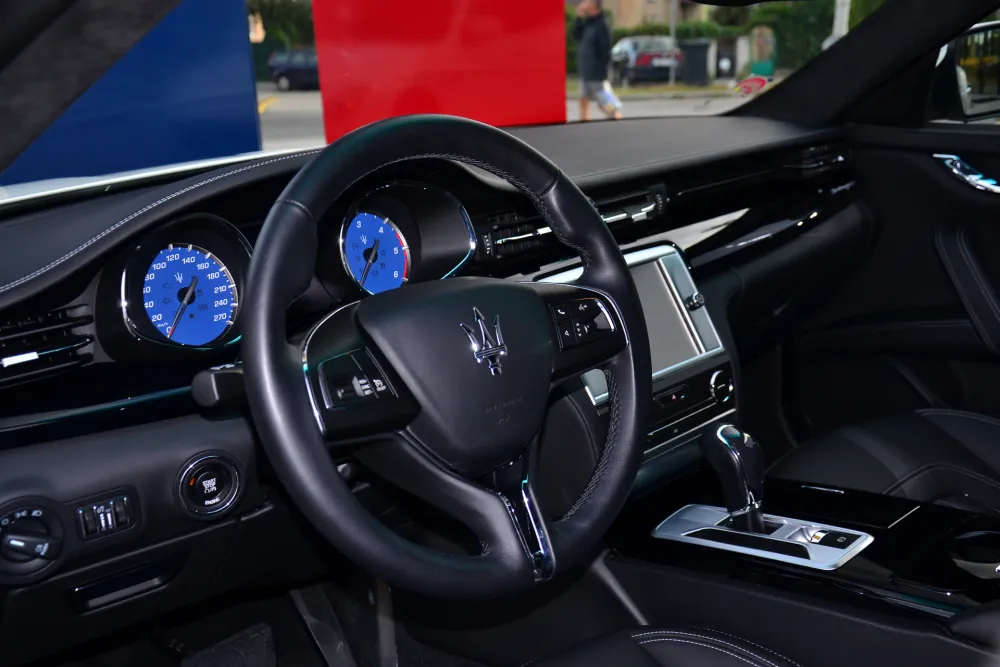 Maserati Quattroporte foto 2