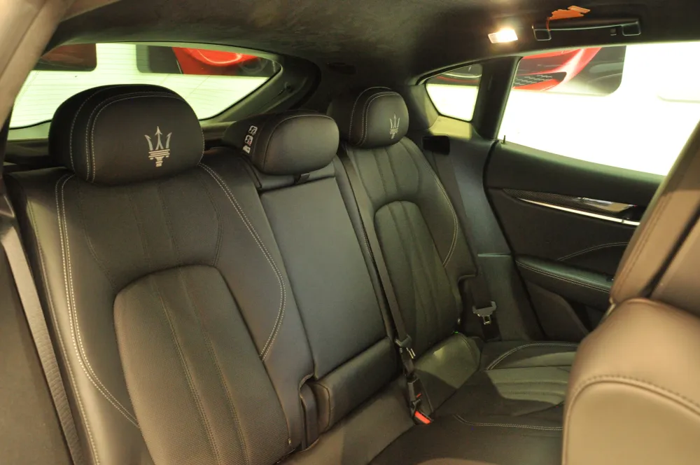 Maserati Levante foto 16