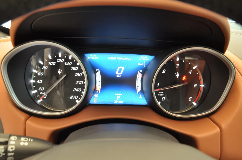 Maserati Levante foto 18