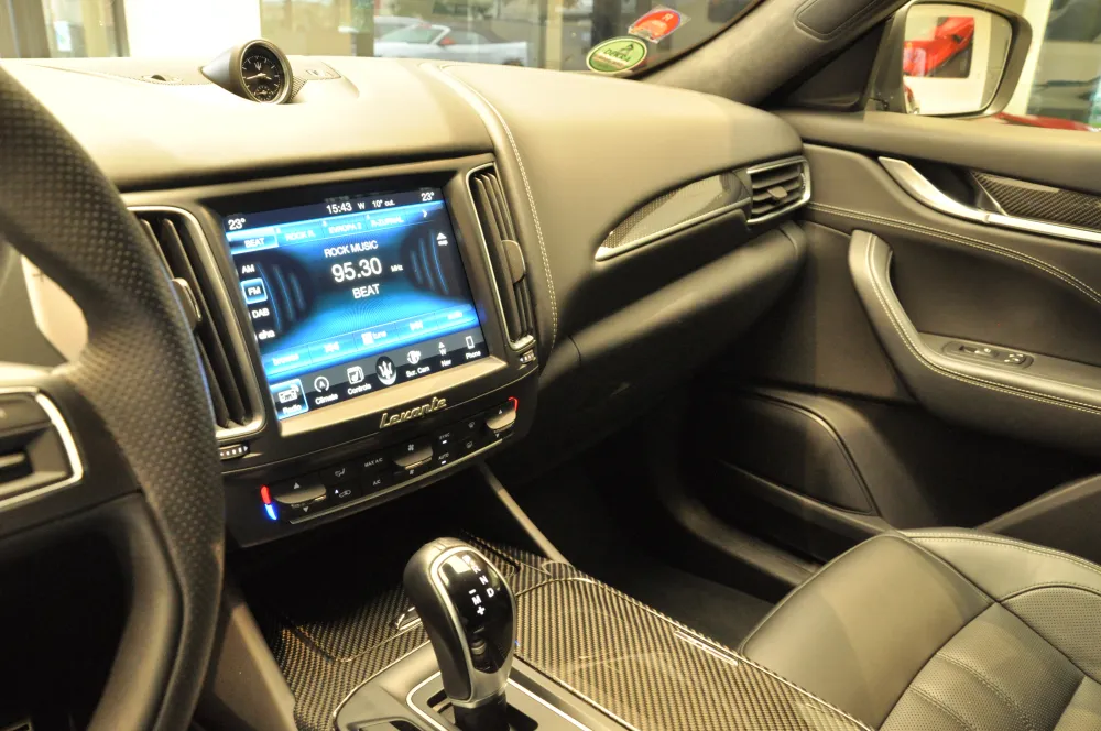 Maserati Levante foto 18