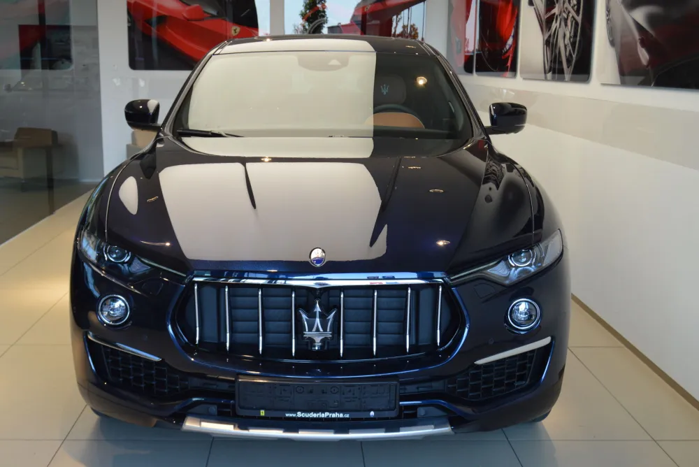 Maserati Levante foto 1