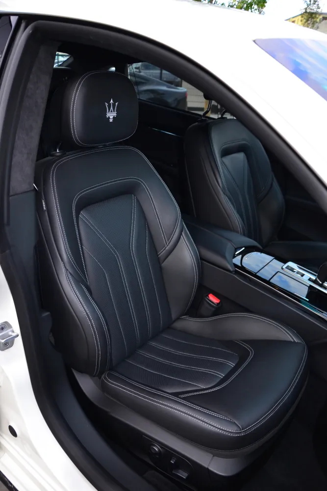 Maserati Quattroporte foto 20