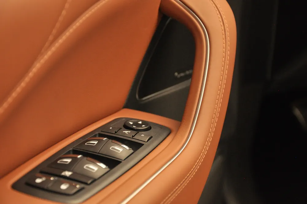 Maserati Levante foto 23