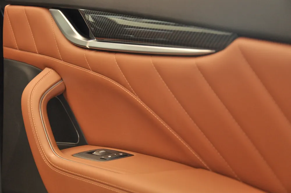 Maserati Levante foto 24