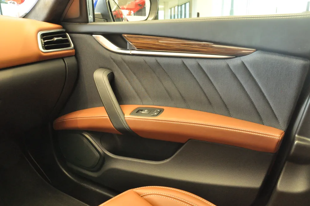 Maserati Ghibli foto 28