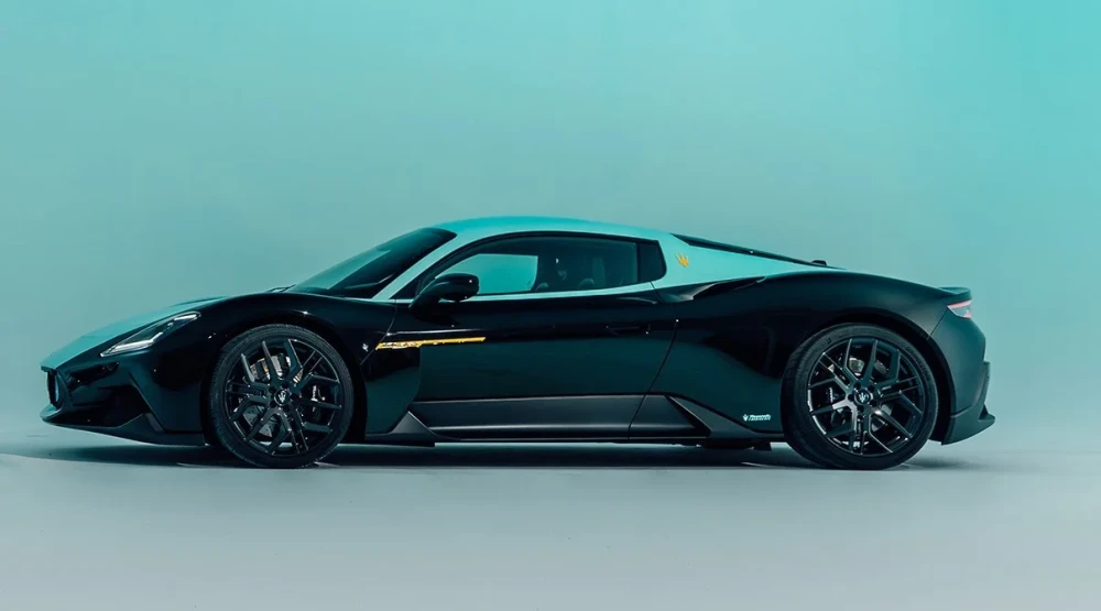 Maserati MC20 foto 6
