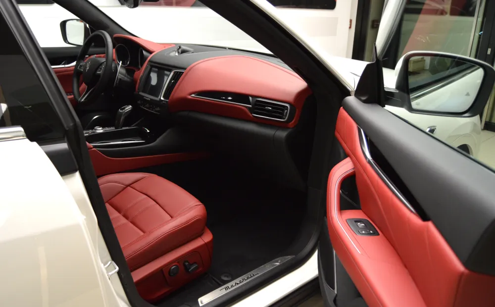 Maserati Levante foto 4