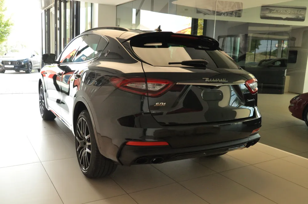 Maserati Levante foto 8