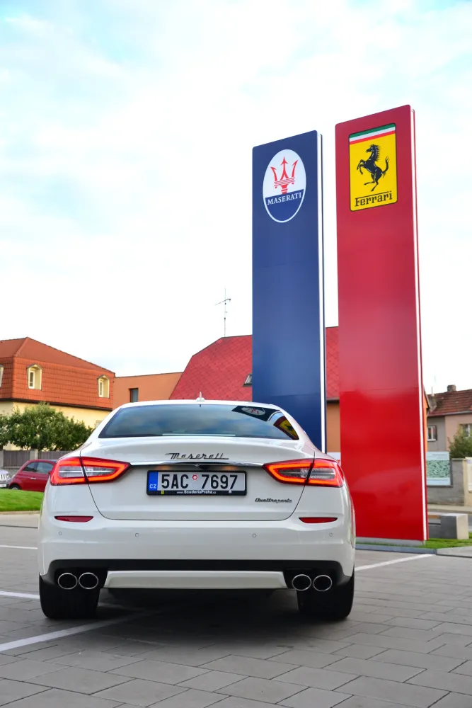 Maserati Quattroporte foto 10