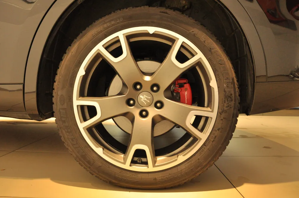 Maserati Levante foto 22
