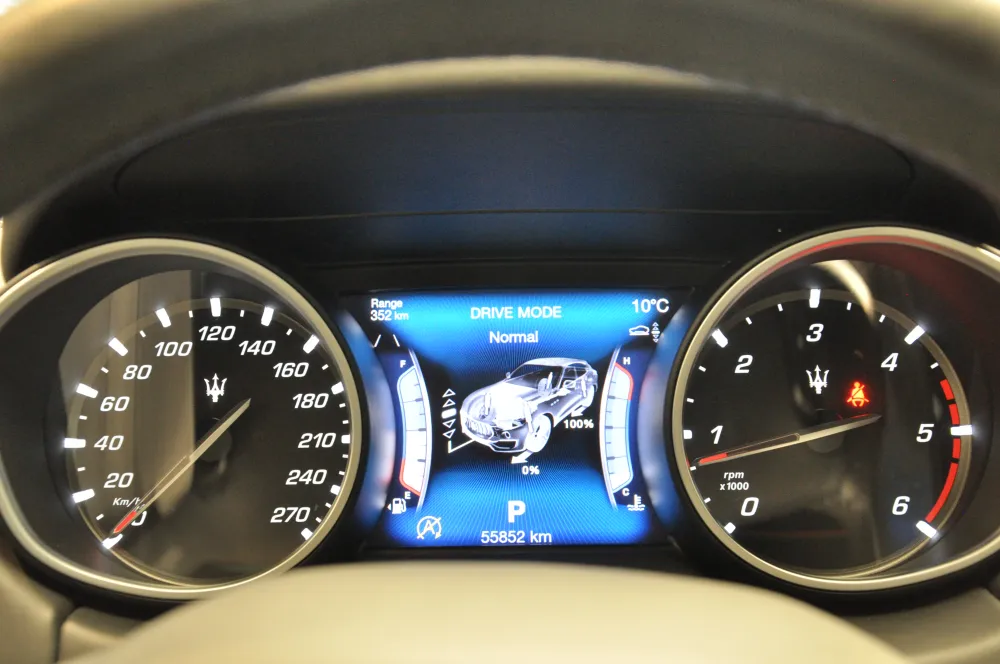 Maserati Levante foto 14