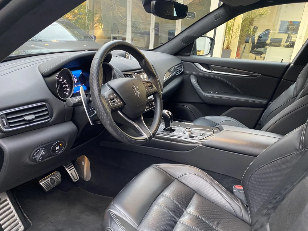 Maserati Levante foto 9