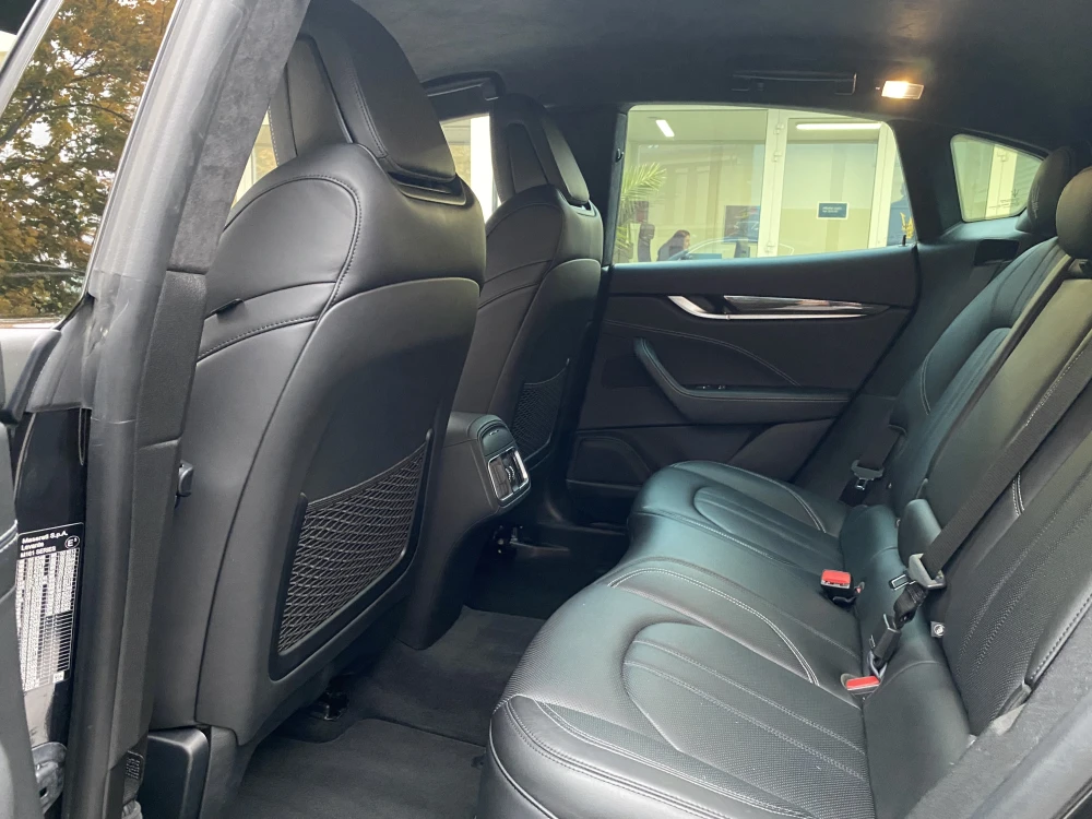Maserati Levante foto 11