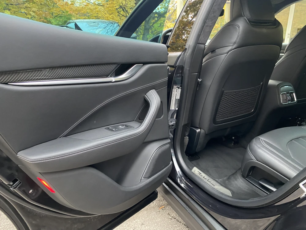 Maserati Levante foto 12