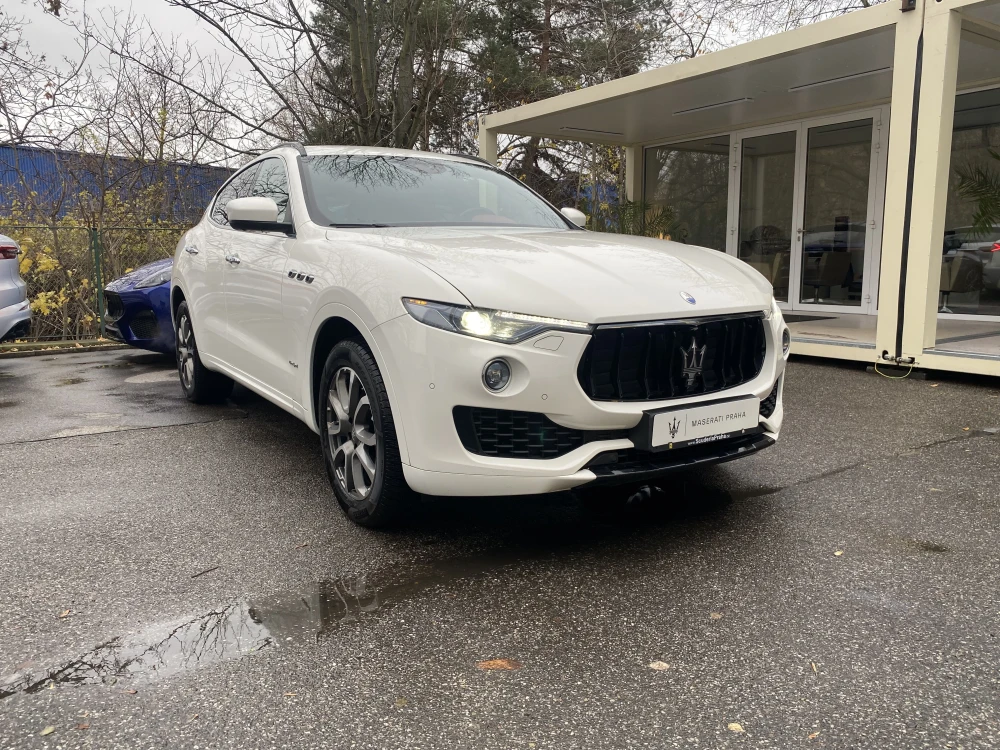 Maserati Levante foto 3