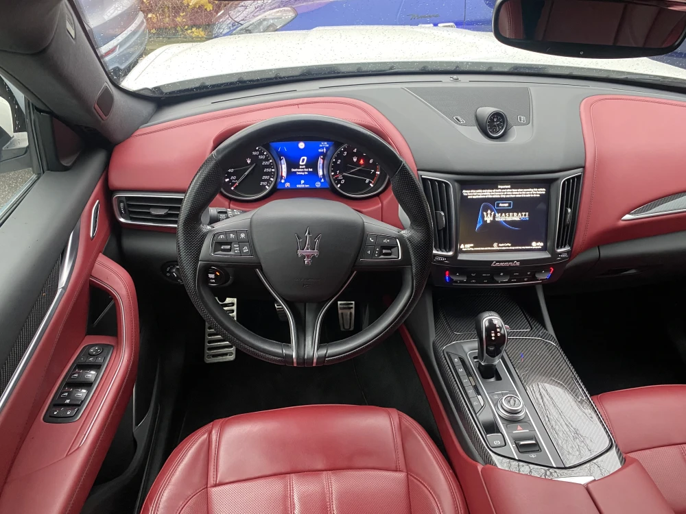 Maserati Levante foto 13