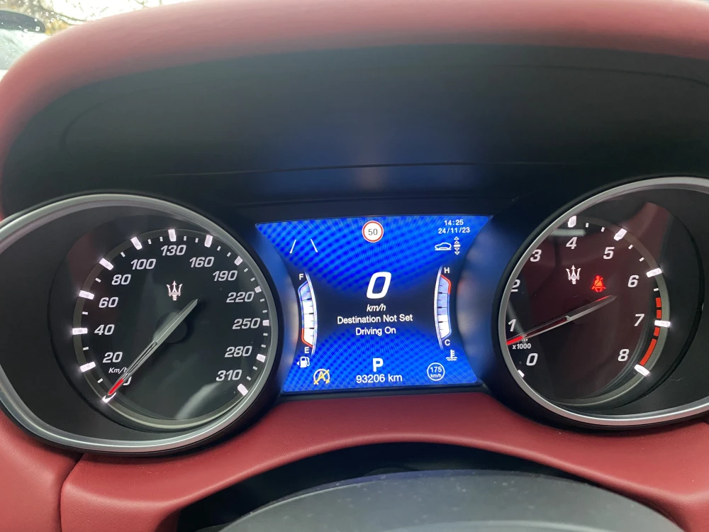 Maserati Levante foto 16