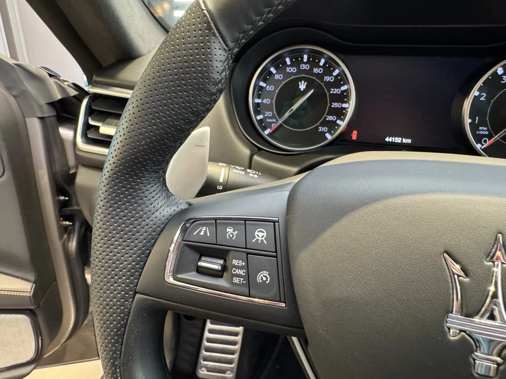 Maserati Ghibli foto 14