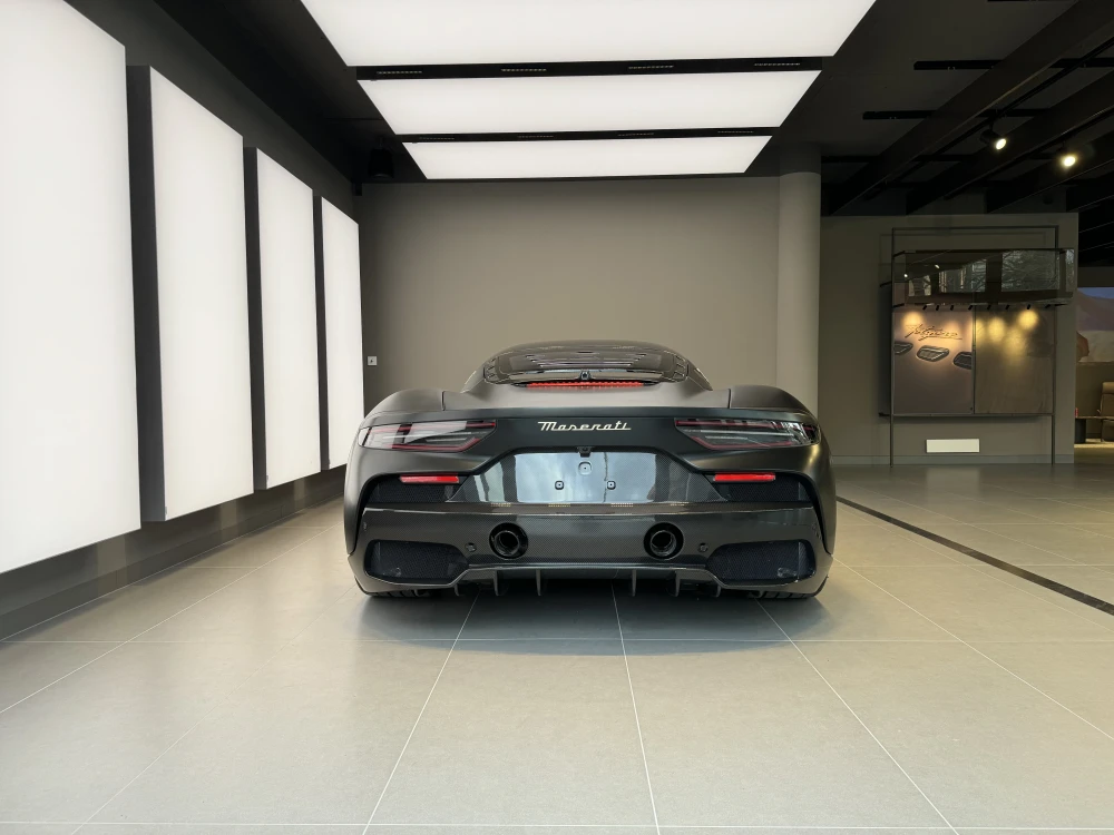 Maserati MC20 foto 5
