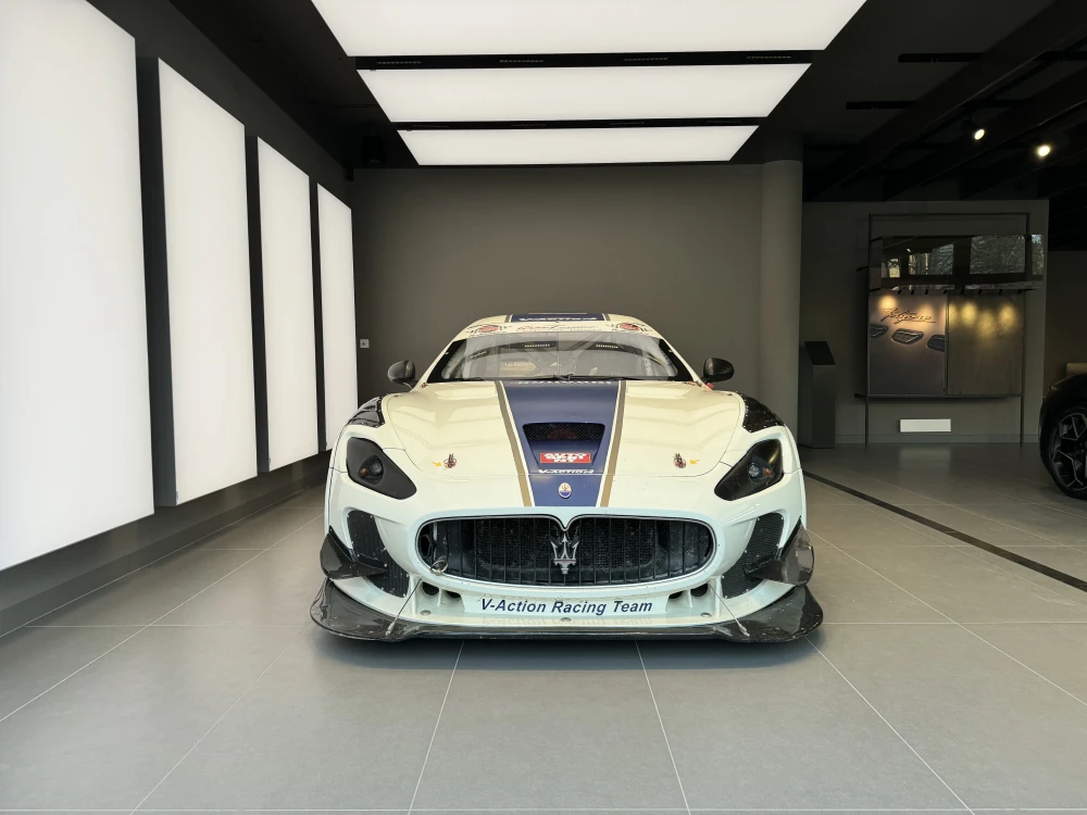 Maserati GranTurismo foto 2