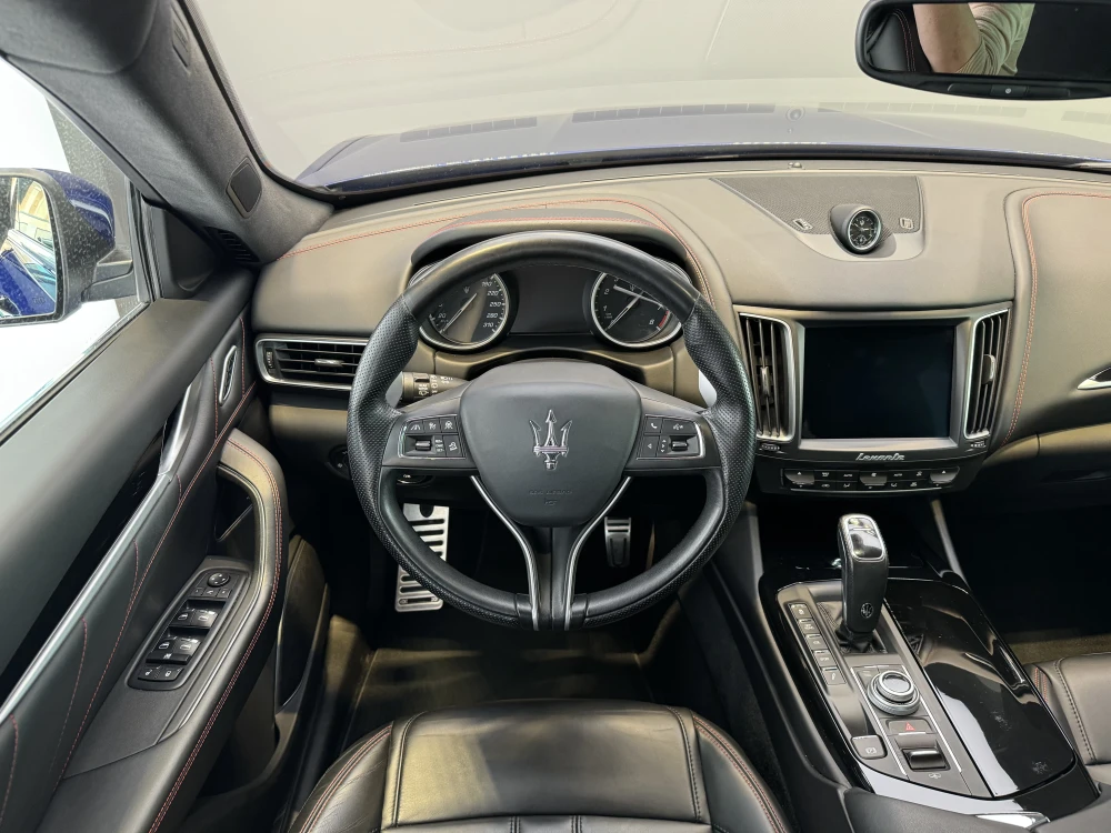 Maserati Levante foto 14