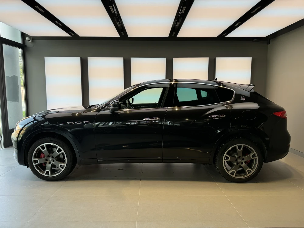 Maserati Levante foto 7