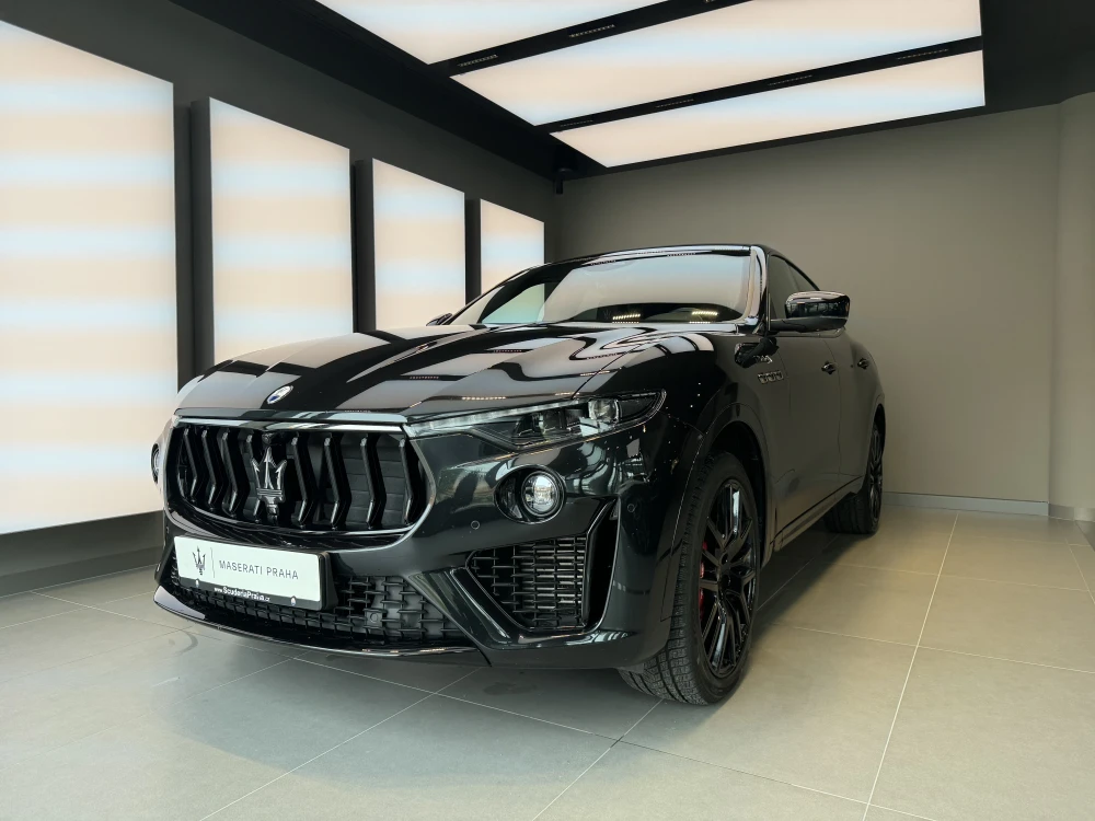 Maserati Levante foto 1